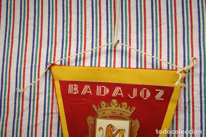 Banderines de colecci&oacute;n: BANDERIN DE BADAJOZ - Foto 3