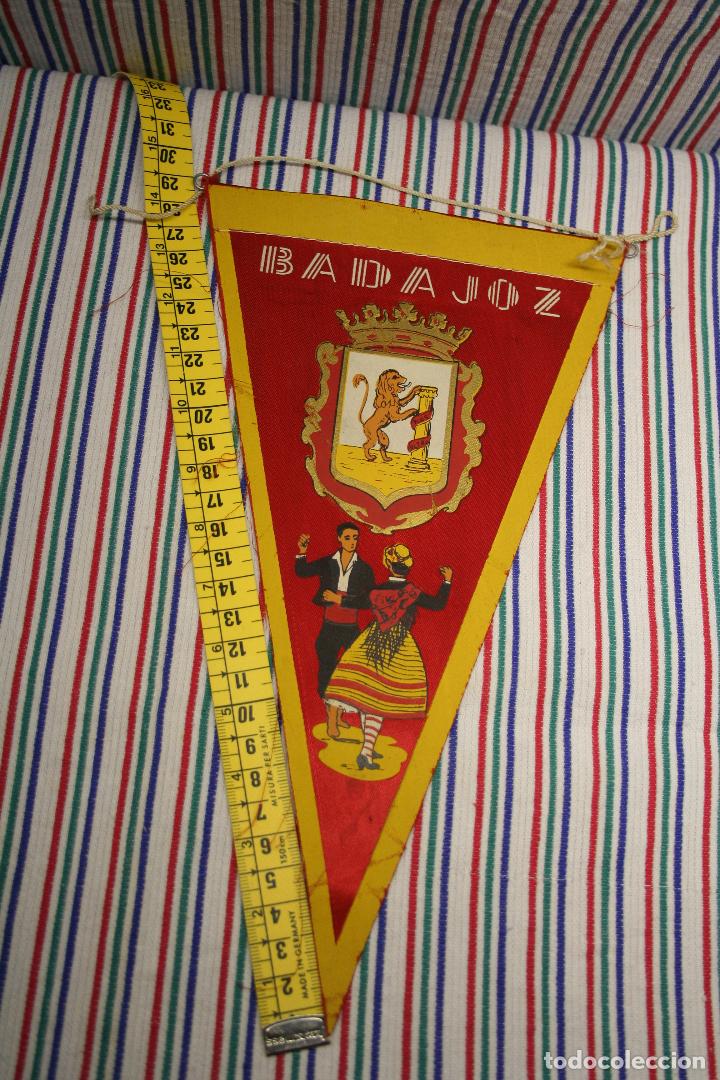 Banderines de colecci&oacute;n: BANDERIN DE BADAJOZ - Foto 4