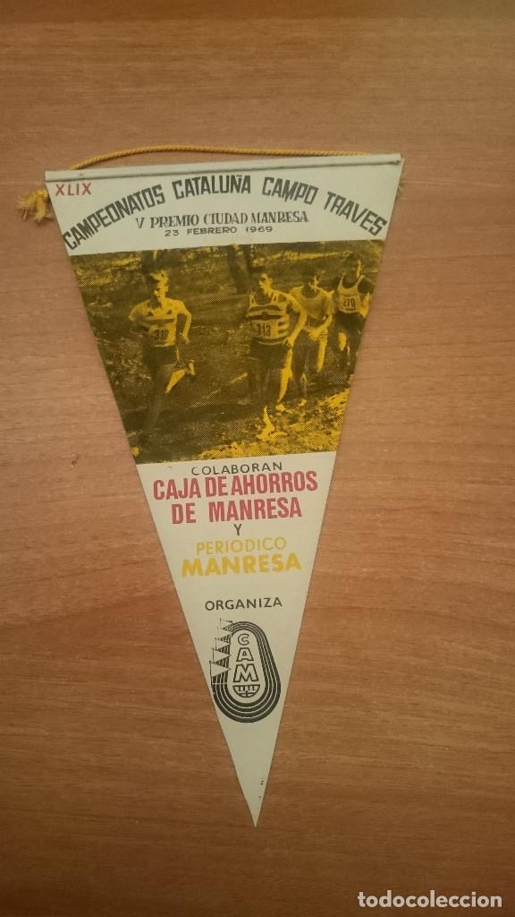Sammlung von Wimpeln: BANDERIN DE TELA O SIMILAR. CAMPEONATOS CATALUNYA CAMPO A TRAV&Eacute;S. MANRESA,