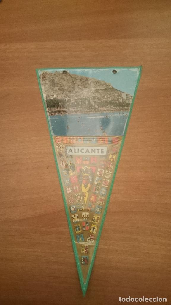 Sammlung von Wimpeln: BANDERIN DE ALICANTE