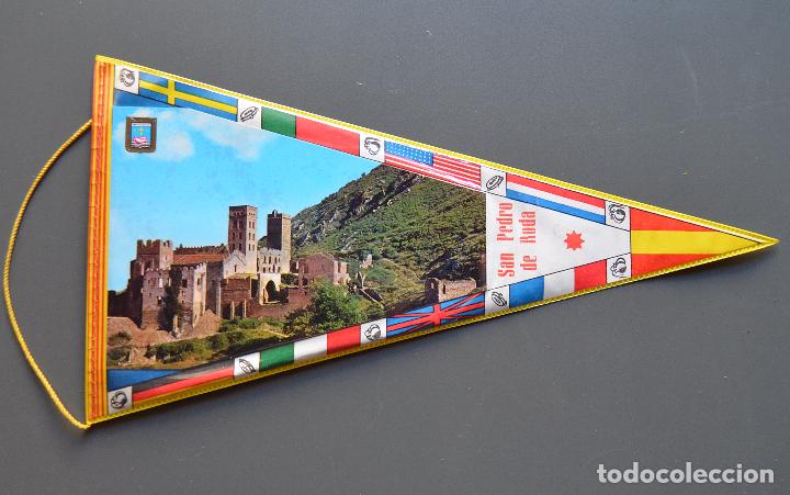 Sammlung von Wimpeln: SAN PEDRO DE RODA - GIRONA - BANDERIN A&Ntilde;OS 60 O 70