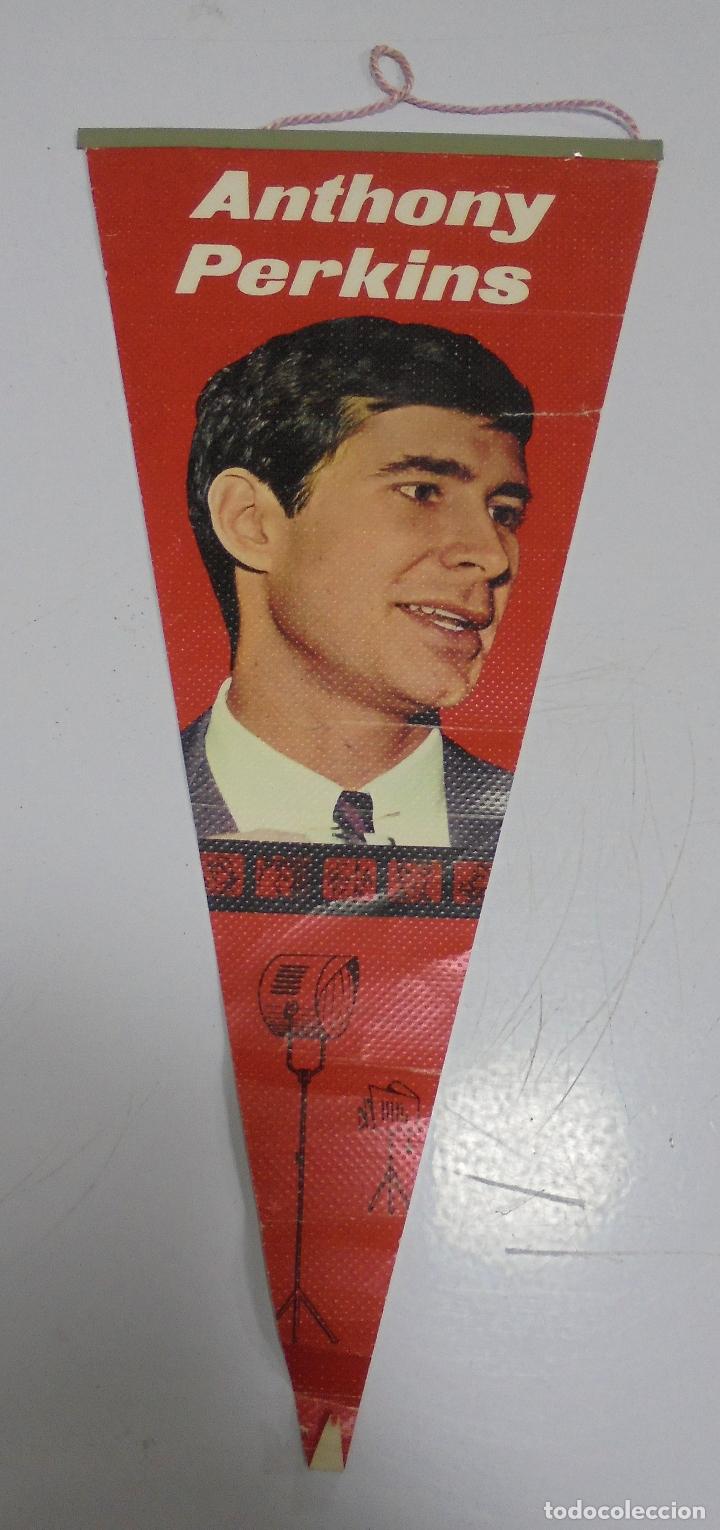 Banderines de colecci&oacute;n: BANDERIN. ANTHONY PERKINS. - Foto 1