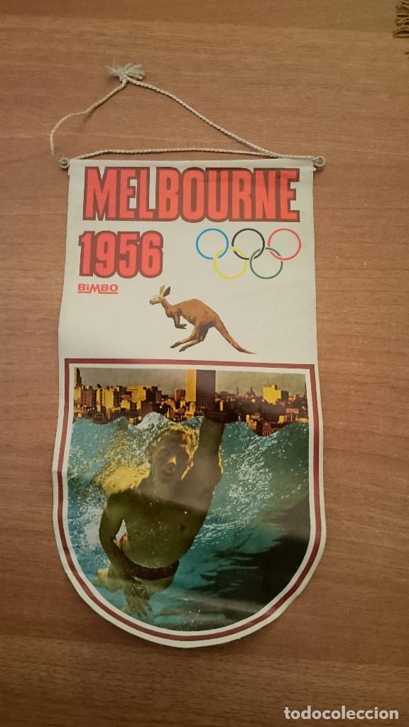 Bandierine di collezione: BANDERIN DE PLASTICO MELBOURNE - 1956 -