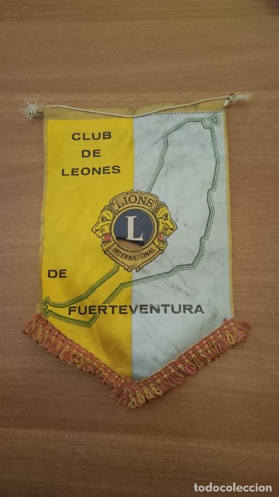 Bandierine di collezione: BANDER&Iacute;N CLUB DE LEONES FUERTEVENTURA