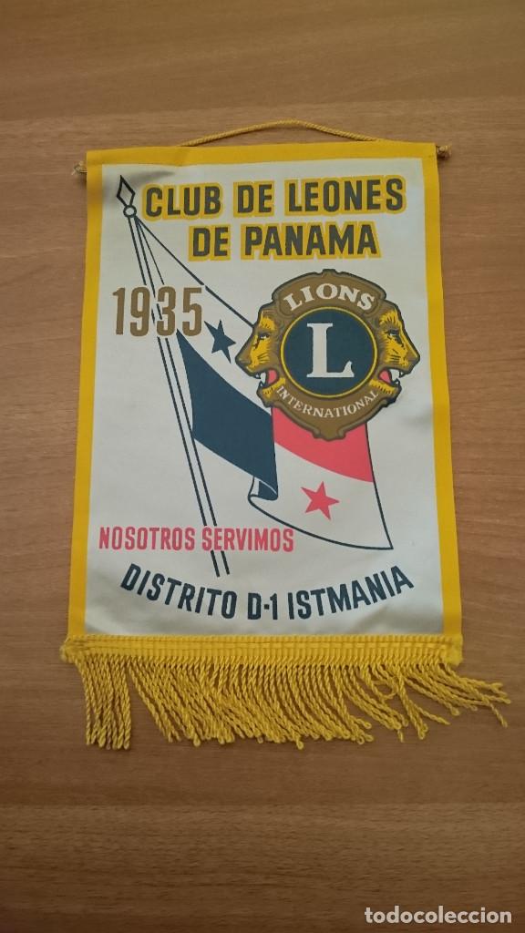Bandierine di collezione: CLUB DE LEONES DE PANAMA - NOSOTROS SERVIMOS .DISTRITO D.1 ISTMANIA