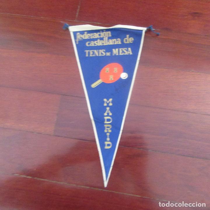 Sammlung von Wimpeln: banderin federacion castellana de tenis de mesa madrid