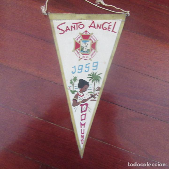Sammlung von Wimpeln: banderin domund