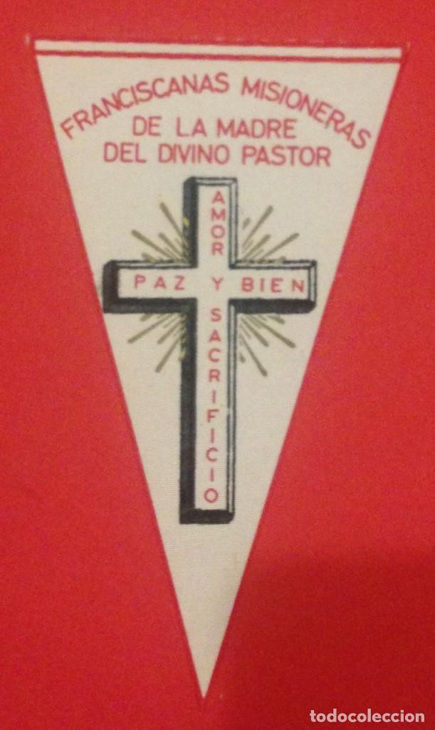 Sammlung von Wimpeln: BANDERIN FRANCISCANAS MISIONERAS DE LA MADRE DEL DIVINO PASTOR. SEDA