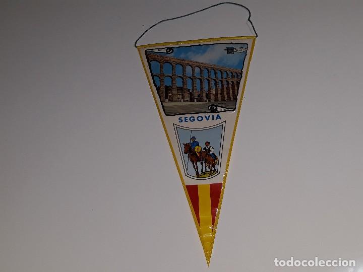 Banderines de colecci&oacute;n: ANTIGUO BANDERIN RECUERDO DE SEGOVIA ACUEDUCTO A&Ntilde;OS 60