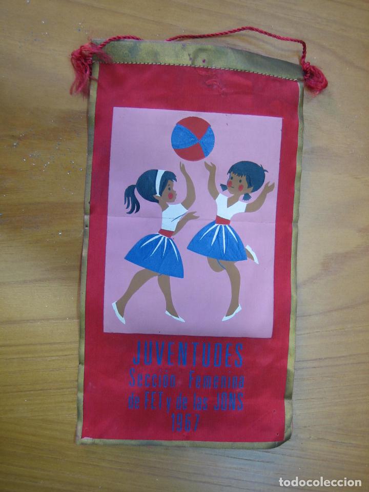 Banderines de colección: Antiguo banderin. Juventudes. Sección femenina de FET y de las JONS. 1967 - Foto 1 - 122277835