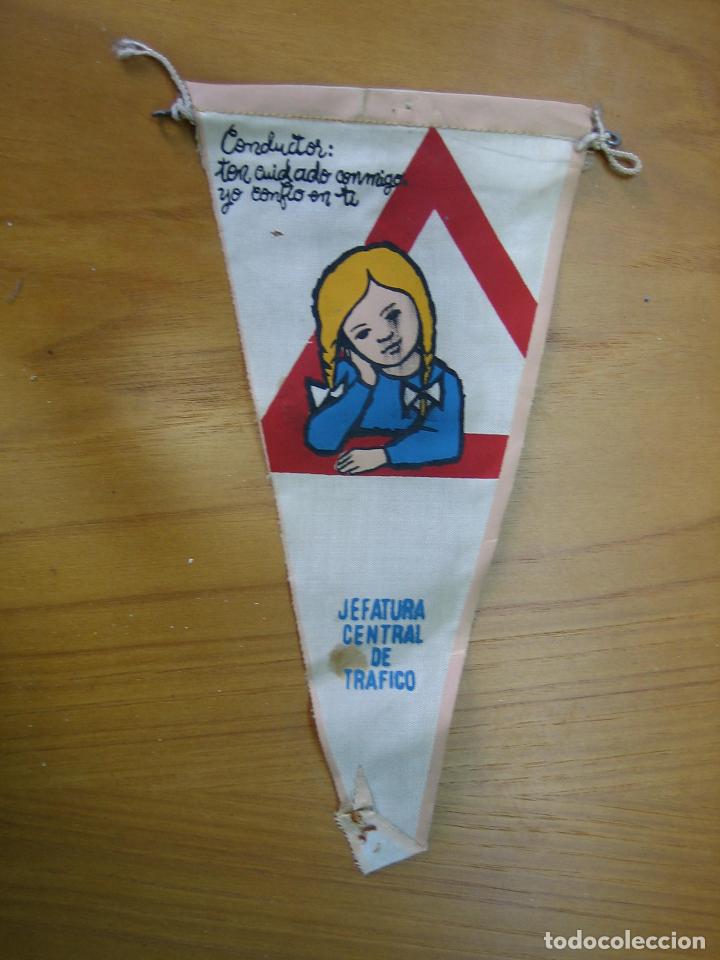 Banderines de colecci&oacute;n: Antiguo banderin. Jefatura central de Trafico