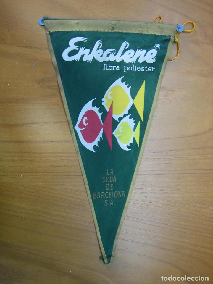 Banderines de colecci&oacute;n: Antiguo banderin publicitario. Enkalene. Fibra de poli&eacute;ster. La seda de Barcelona S.A