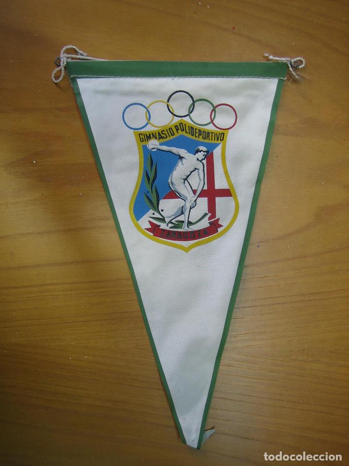Banderines de colecci&oacute;n: Antiguo bander&iacute;n. Gimnasio polideportivo de Zaragoza