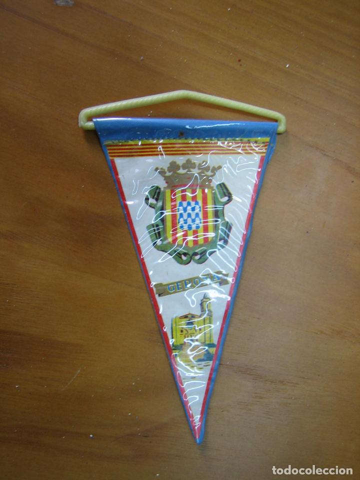 Bandierine di collezione: Antiguo banderin peque&ntilde;o. Gerona