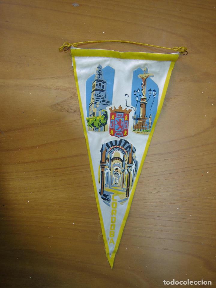 Bandierine di collezione: Antiguo banderin turitico. C&oacute;rdoba a&ntilde;os 60
