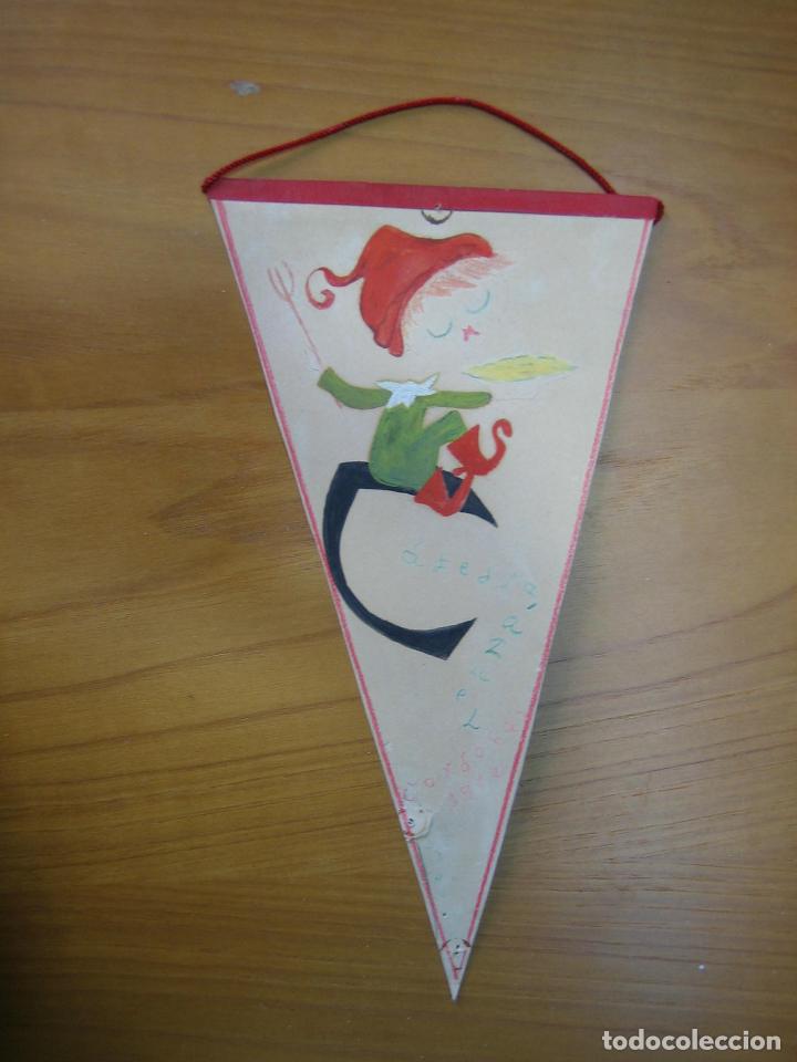 Banderines de colecci&oacute;n: Antiguo bander&iacute;n publicitario a&ntilde;os 60. Clausura C&aacute;tedra Secci&oacute;n femenina de la Carlota 1968