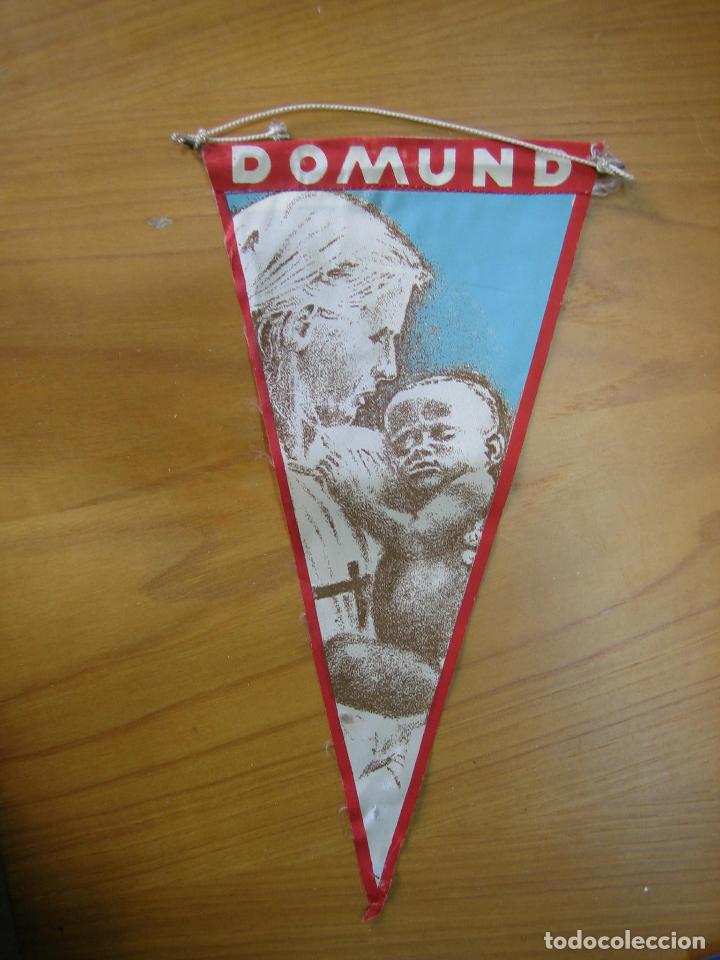 Collection pennants: Antiguo bander&iacute;n a&ntilde;os 60. Domund