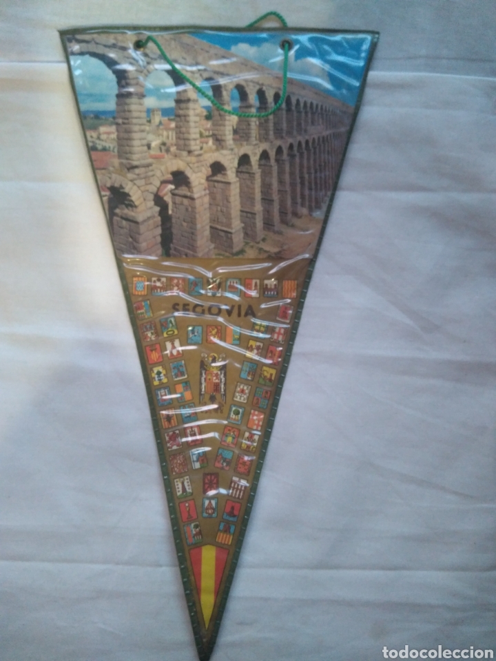 Fanions de collection: BANDER&Iacute;N SEGOVIA A&Ntilde;OS 60 ACUEDUCTO 28 CM