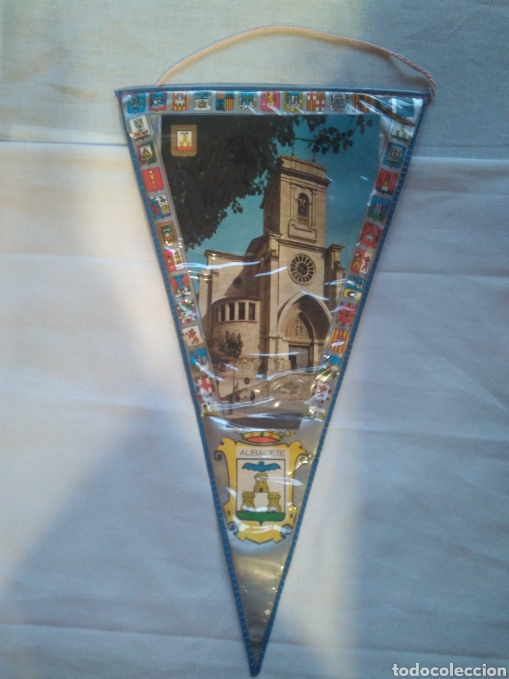 Fanions de collection: BANDER&Iacute;N ALBACETE A&Ntilde;OS 60 28 CM
