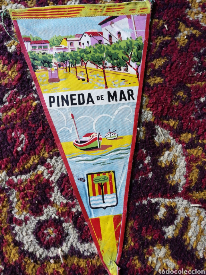 Fanions de collection: BANDER&Iacute;N TELA PINEDA DE MAR.
