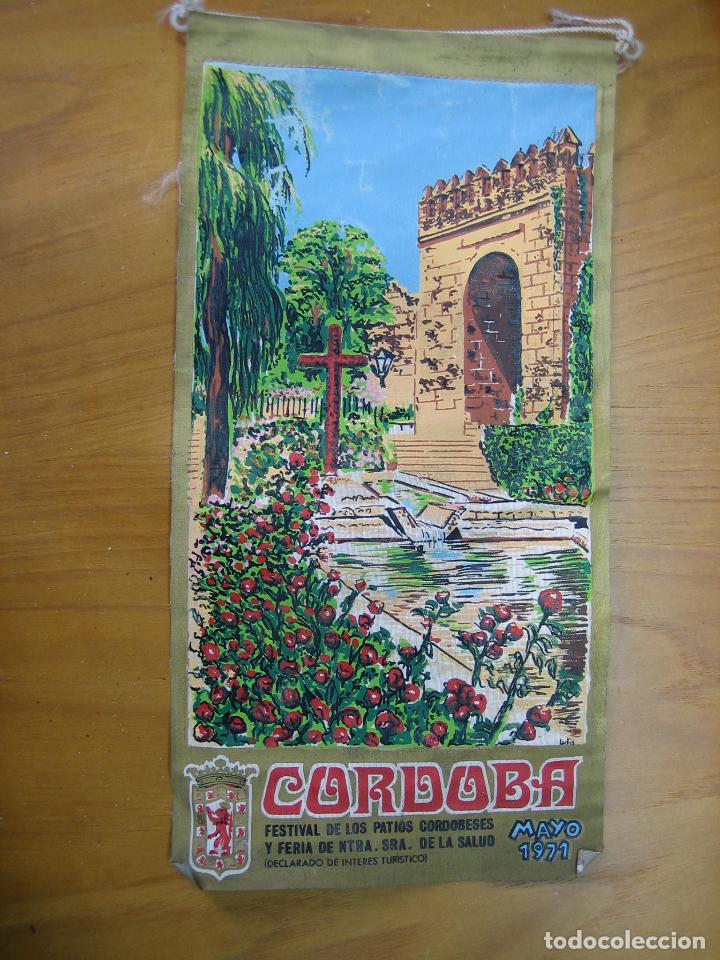 Fanions de collection: Antiguo bander&iacute;n . Feria y Fiesta de los patios. Cordoba 1971