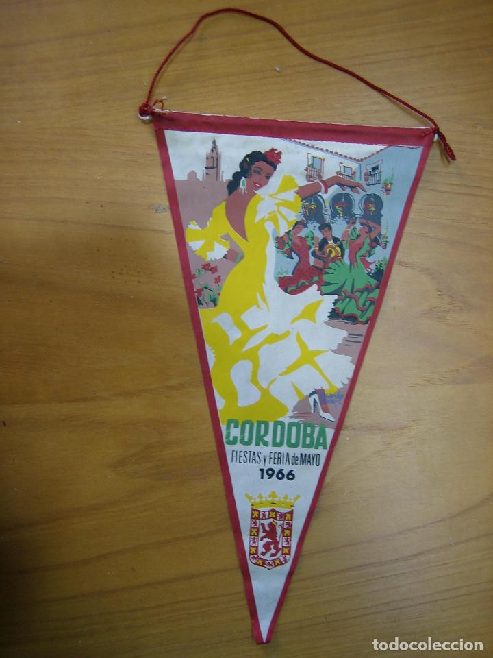 Fanions de collection: Antiguo bander&iacute;n. Feria de C&oacute;rdoba 1966