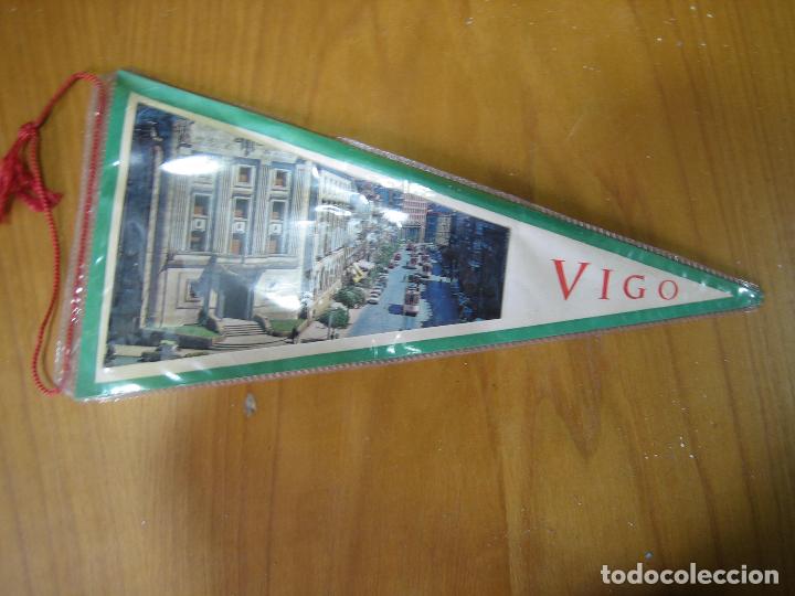 Fanions de collection: Antiguo bander&iacute;n. ciudad de Vigo