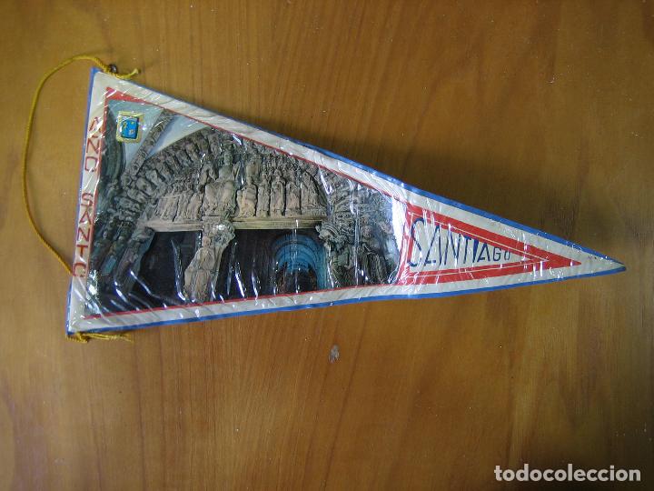 Fanions de collection: Antiguo bander&iacute;n. Santiago de Compostela