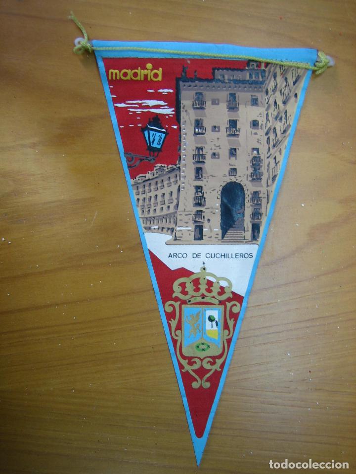 Sammlung von Wimpeln: Antiguo bander&iacute;n. Madrid
