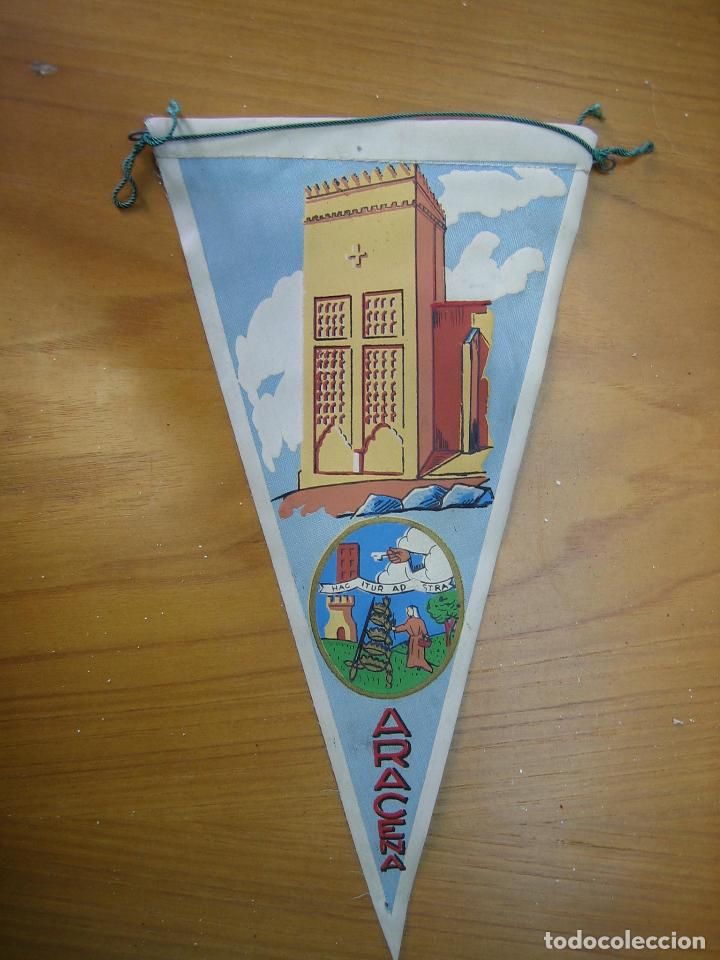 Fanions de collection: Antiguo bander&iacute;n. Aracena