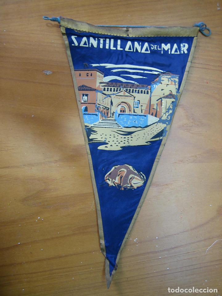 Sammlung von Wimpeln: Antiguo bander&iacute;n. Santillana del Mar