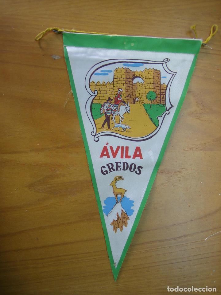 Sammlung von Wimpeln: Antiguo bander&iacute;n tur&iacute;stico. Grados. Avila