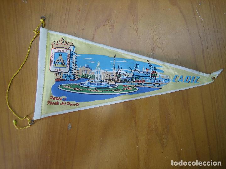 Sammlung von Wimpeln: Antiguo bander&iacute;n tur&iacute;stico. Cadiz