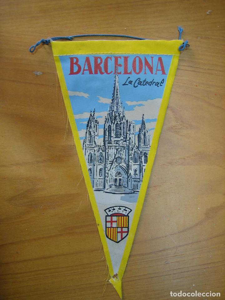 Sammlung von Wimpeln: Antiguo bander&iacute;n tur&iacute;stico. Barcelona