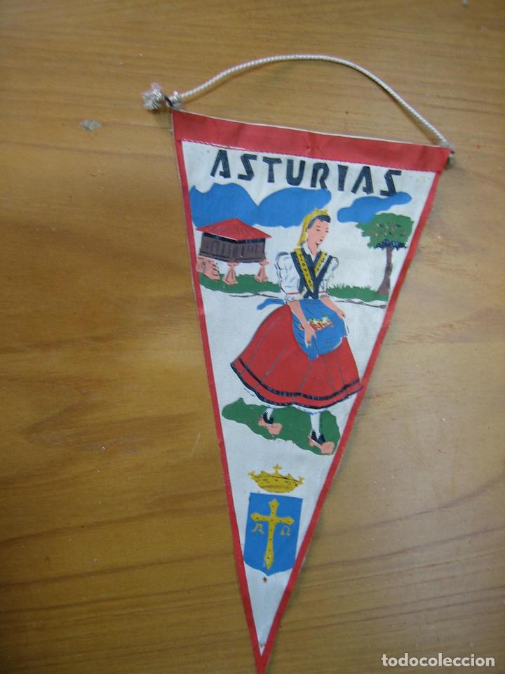 Galhardetes de cole&ccedil;&atilde;o: Antiguo bander&iacute;n tur&iacute;stico. Asturias