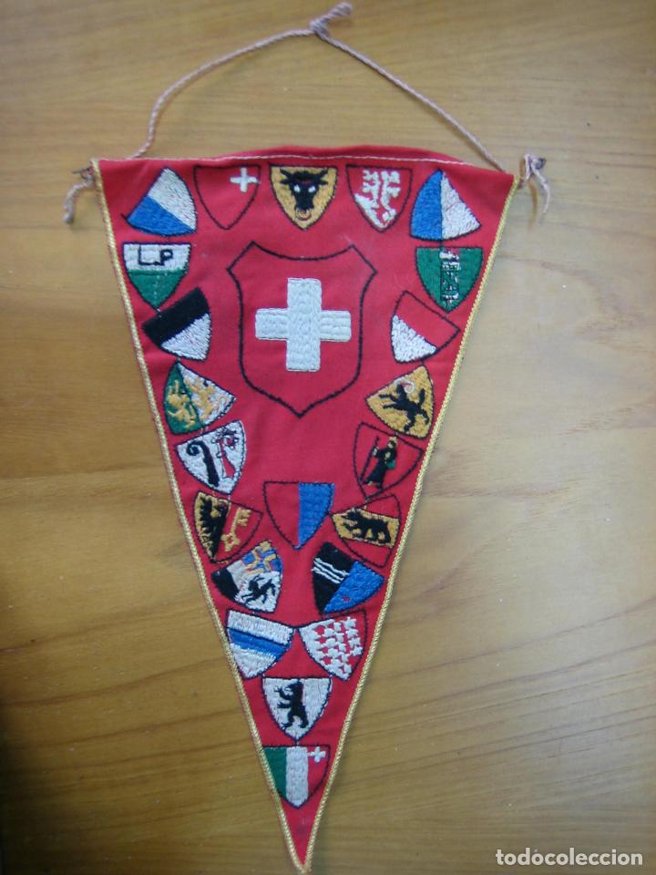 Fanions de collection: Antiguo bander&iacute;n tur&iacute;stica. Suiza