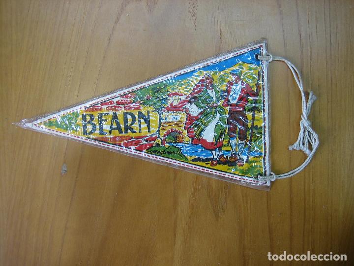 Fanions de collection: Antiguo bander&iacute;n tur&iacute;stica. Bern