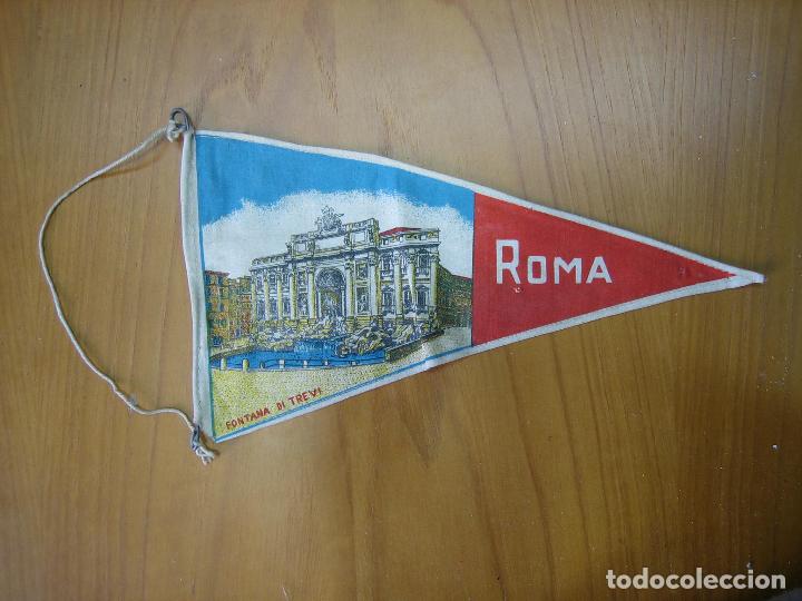 Fanions de collection: Antiguo bander&iacute;n tur&iacute;stica. Roma