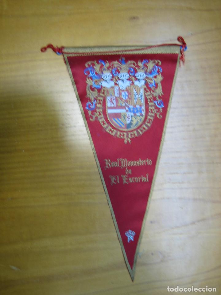 Fanions de collection: Antiguo banderin Monasterio del Escorial