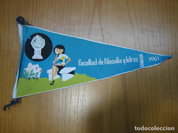 Sammlung von Wimpeln: Antiguo banderin Universitario. Facultad de filosof&iacute;a y letras. Granada 1961