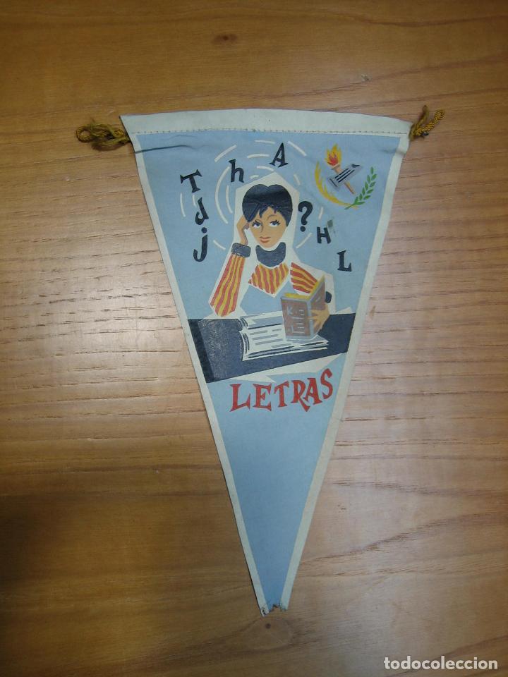 Sammlung von Wimpeln: Antiguo banderin Universitario. Facultad de filososofia y letras. Granada