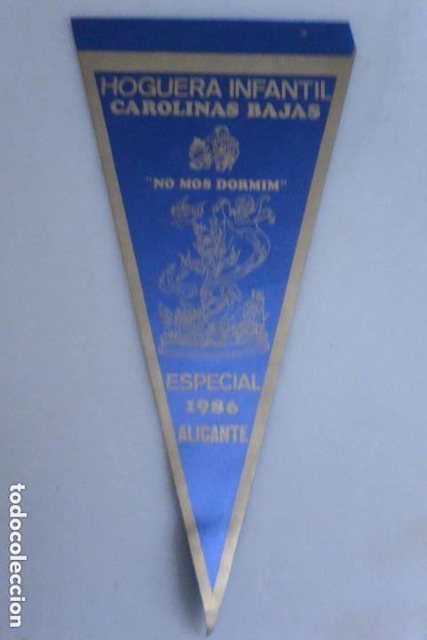 Bandierine di collezione: BANDERIN HOGUERAS INFANTIL CAROLINAS BAJAS ALICANTE 1986