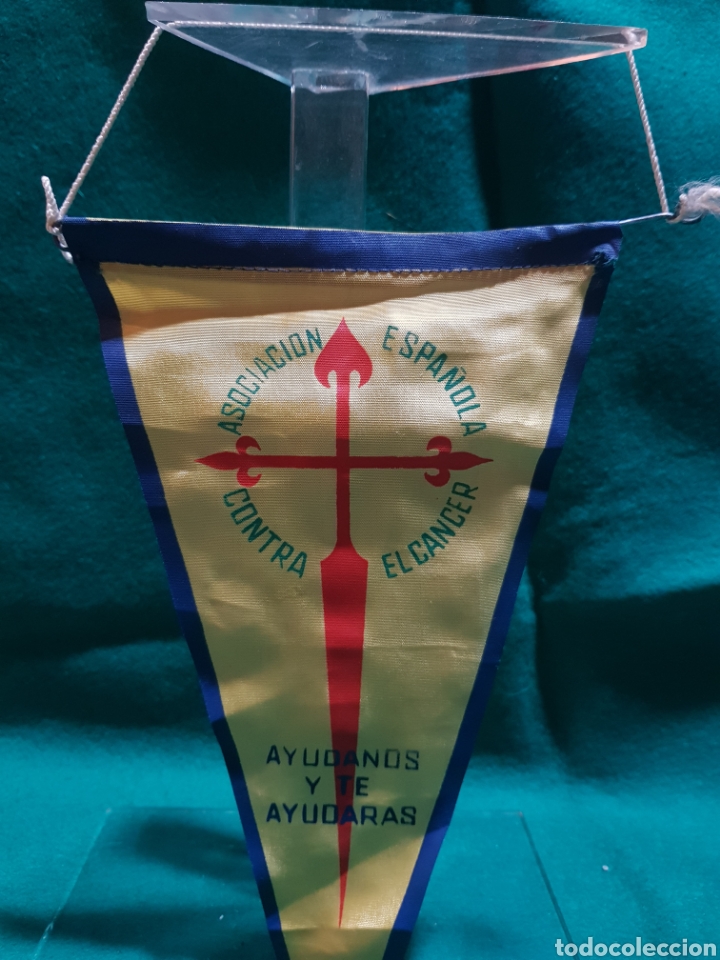 Bandierine di collezione: Bander&iacute;n Asociaci&oacute;n Espa&ntilde;ola Contra el C&aacute;ncer