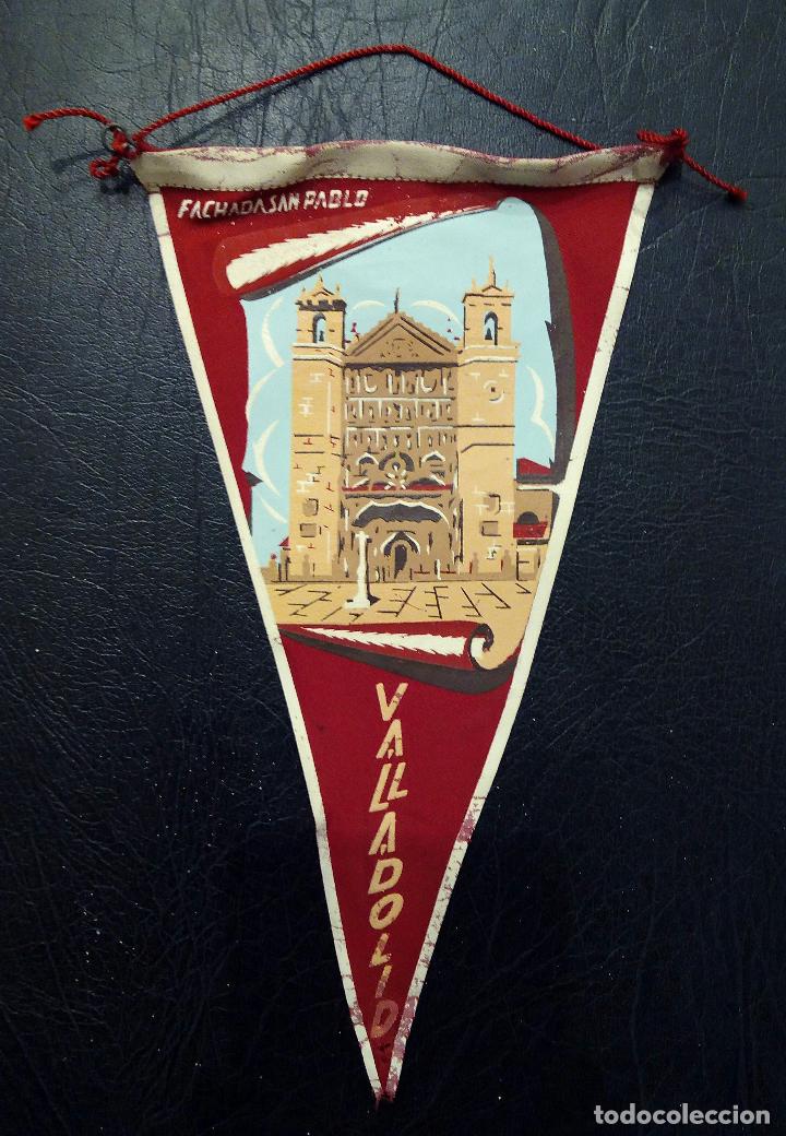 Sammlung von Wimpeln: BANDER&Iacute;N VALLADOLID - DE TELA