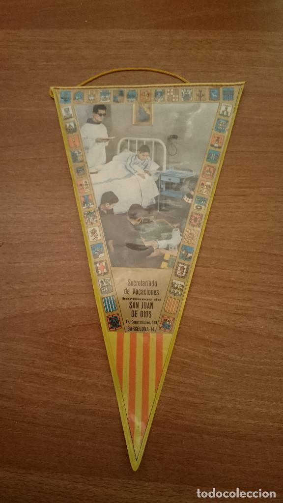 Sammlung von Wimpeln: BANDERIN SECRETARIADO DE VOCACIONES -- SAN JUAN DE DIOS
