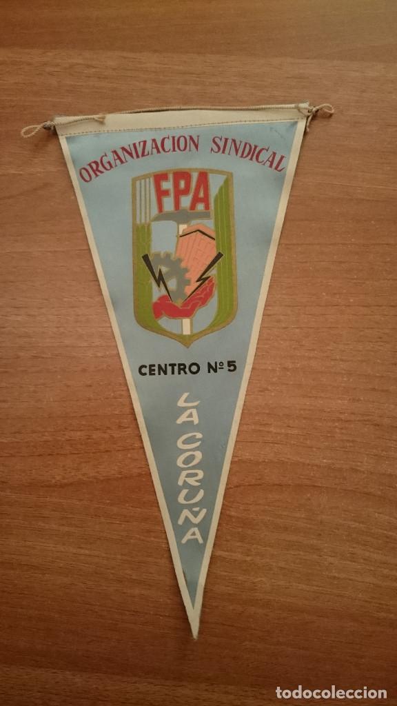 Bandierine di collezione: BANDERIN LA CORU&Ntilde;A ORGANIZACION SINDICAL FPA - CENTRO N&ordm; 5 LA CORU&Ntilde;A