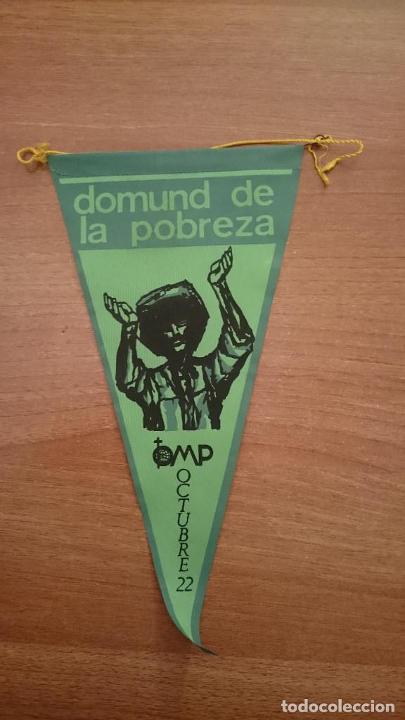 Bandierine di collezione: BANDERIN DOMUNT DE LA POBREZA -OMP - OCTUBRE 22