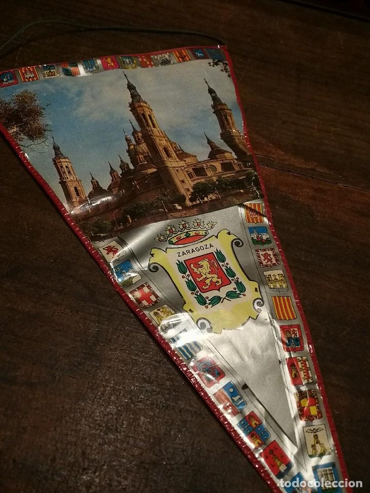 Galhardetes de cole&ccedil;&atilde;o: ANTIGUO BANDER&Iacute;N TUR&Iacute;STICO ZARAGOZA, CATEDRAL DEL PILAR.