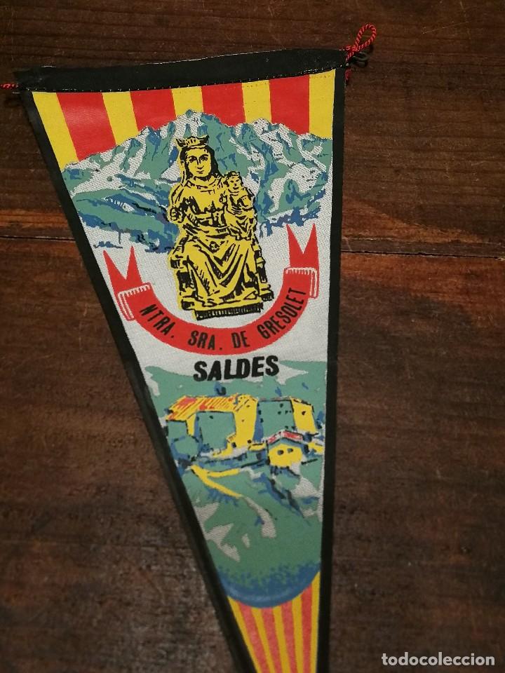 Galhardetes de cole&ccedil;&atilde;o: ANTIGUO BANDER&Iacute;N DE TELA- SALDES (BERGUED&Agrave;), NOSTRA SENYORA DE GRESOLET.