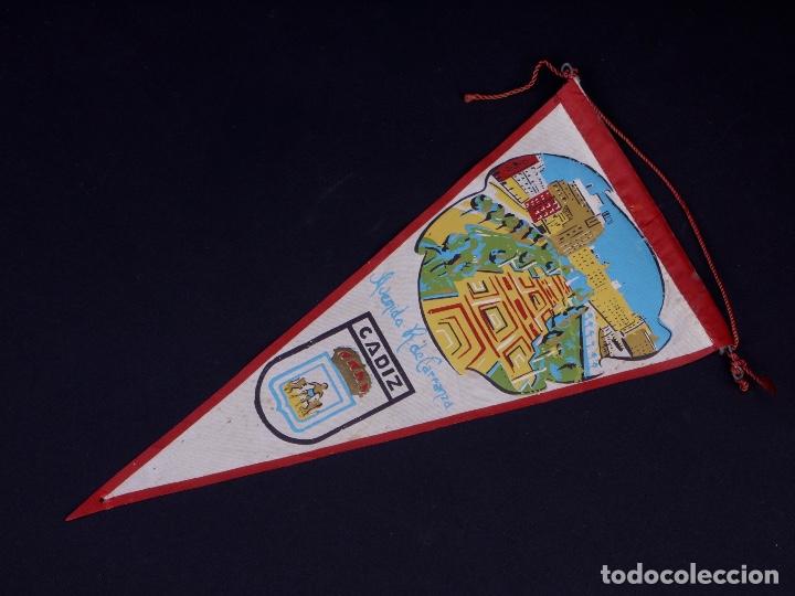 Sammlung von Wimpeln: CADIZ TURISMO